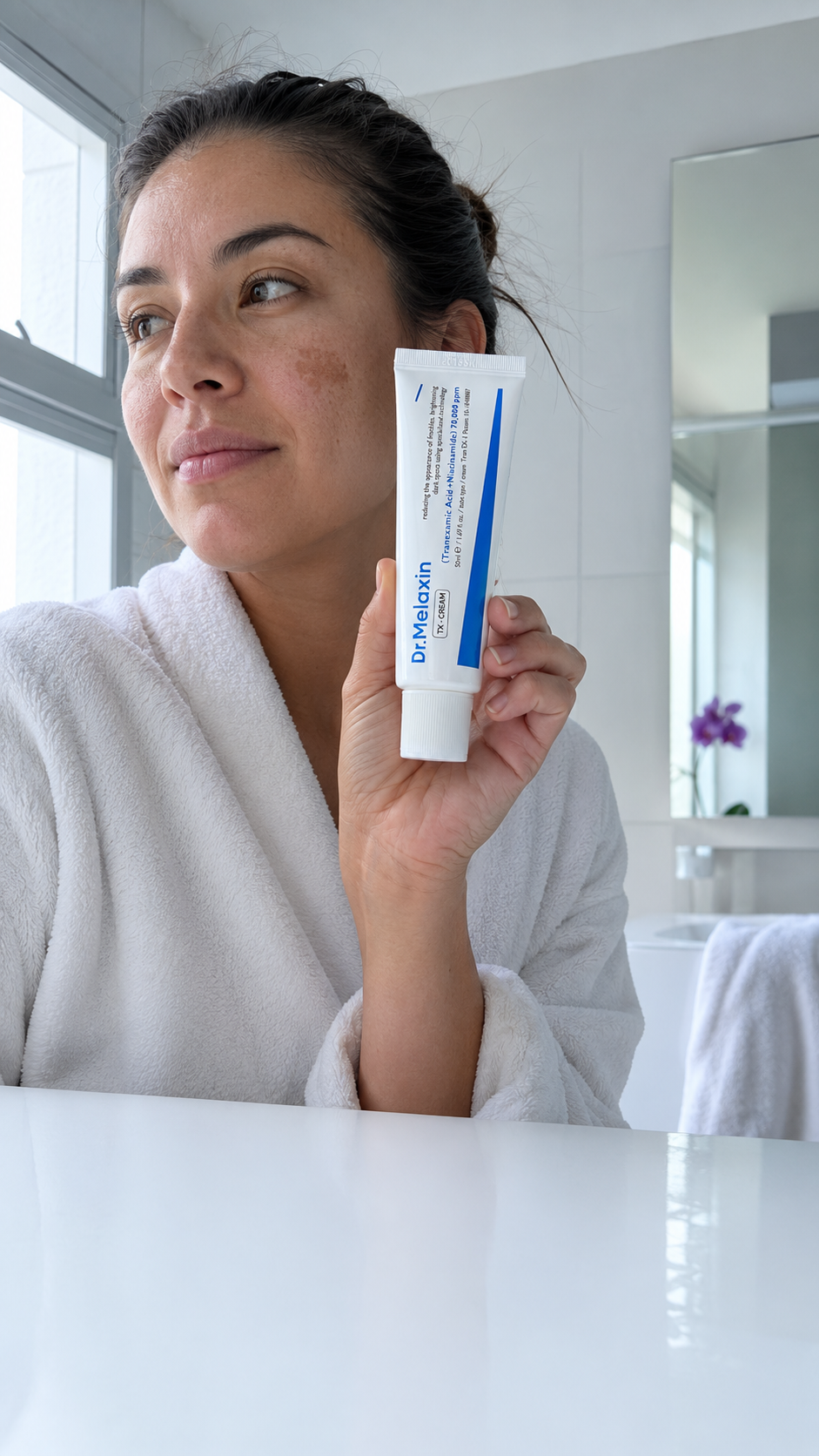 DR MELAXIN TX CREAM en tubo blanco y azul